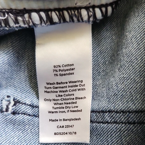 TALBOTS SIMPLY FLATTERING COLLECTION Blue Denim Jeans with Anchor Print. SIZE 8p - Picture 5 of 7